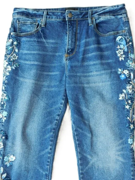 DRIFTWOOD Audrey High Rise Straight Leg Embroidered Jean | Floral | VGUC | 32 - Picture 2 of 11